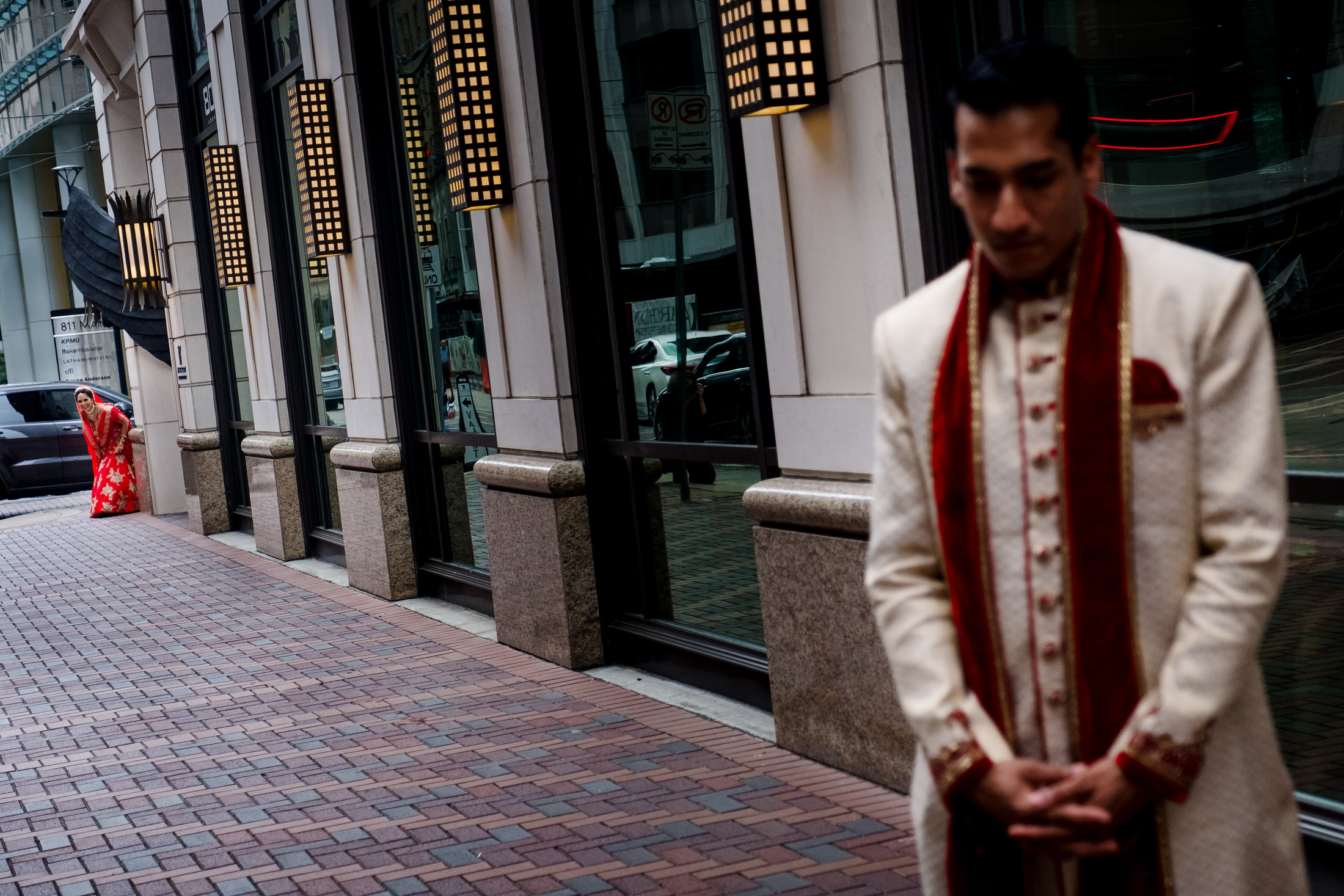 indian first look houston wedding