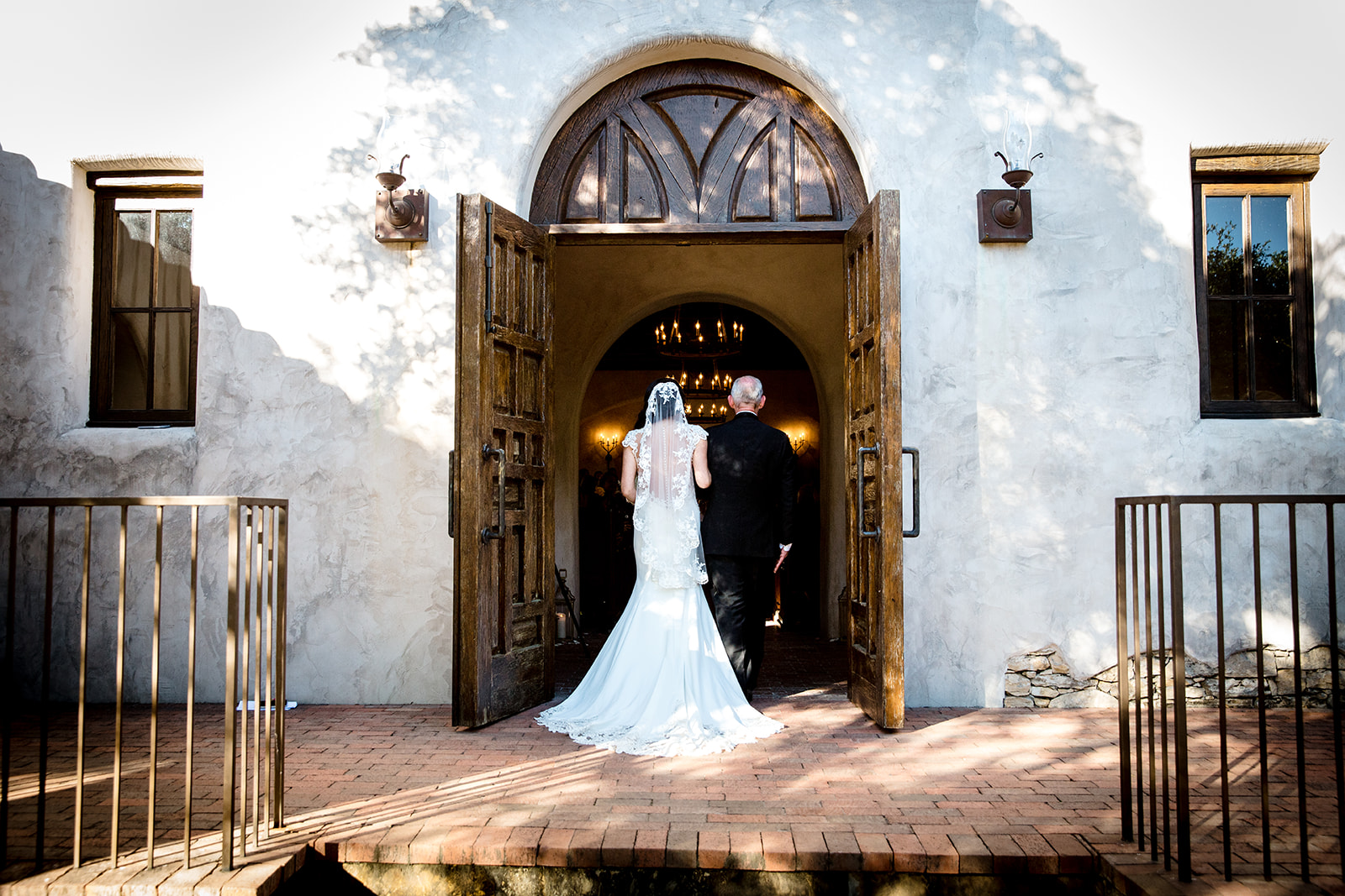 Spring wedding at Lost Mission in Spring Branch, Texas